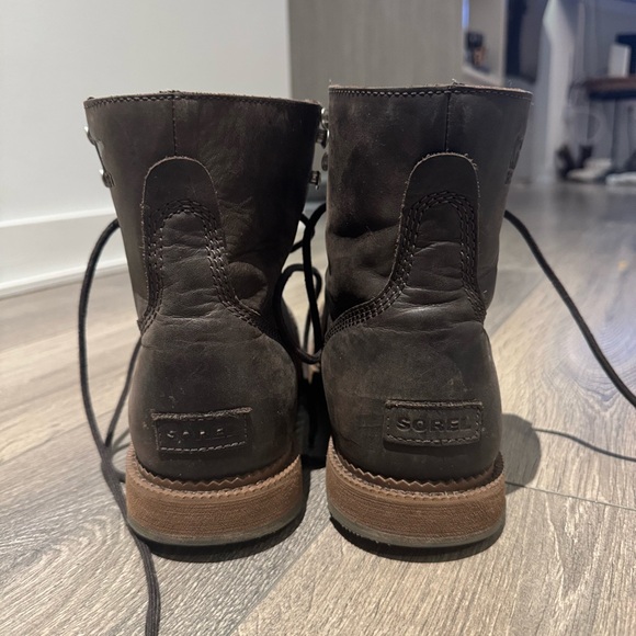 SOREL Men’s Leather Boot - Picture 6 of 6